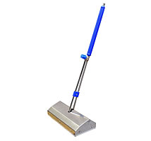 Bodenreiniger mit Doppellanze